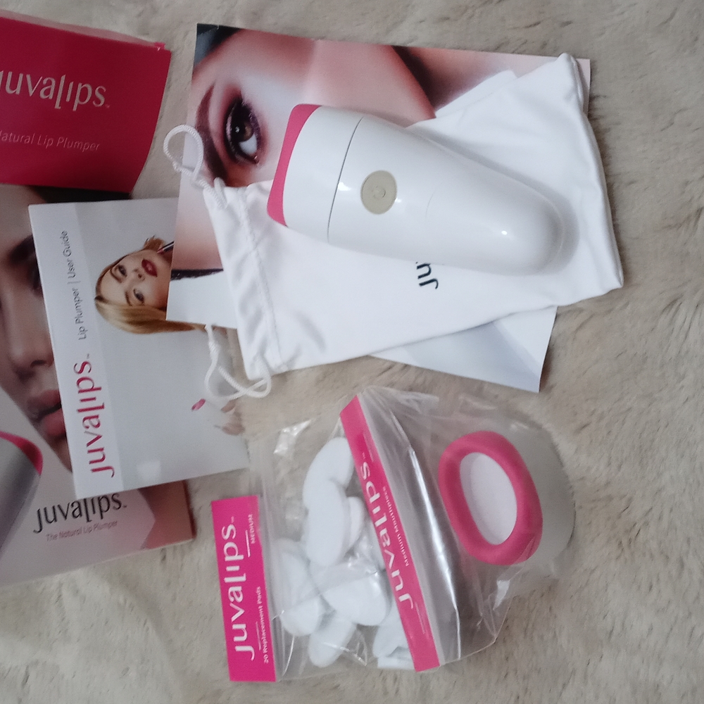 White and Pink Lip Plumper